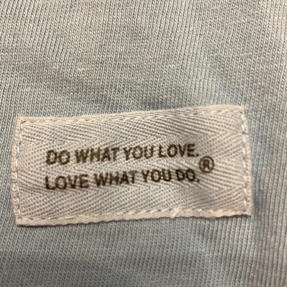 Life is Good T Shirt - Picture 3 of 4